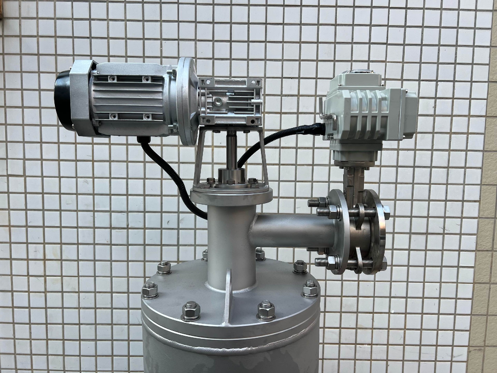 立式不銹鋼自清洗過濾器